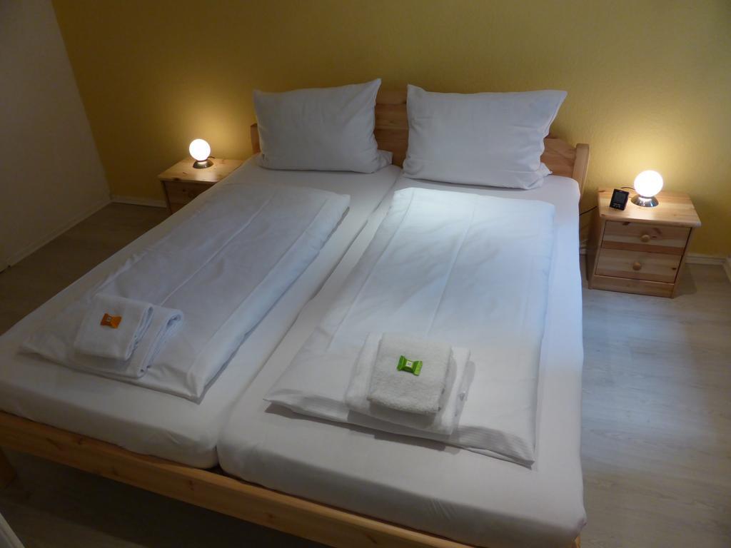 Lv Rooms & Apartments Am Luetzowplatz — Photos 2